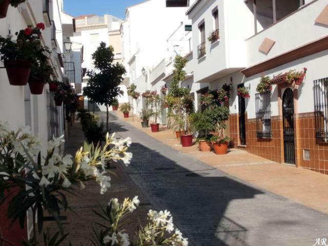 Alojamiento En Estepona Exteriör bild